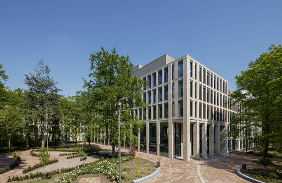 Creating a Tranquil Environment: Tergooi Medical Center in Hilversum, Netherlands